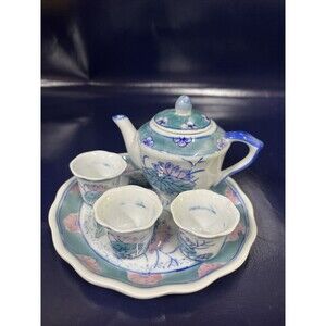 Vintage Chinese Art‎ Pottery Mini Teapot & 3 Cups With Tray Lotus Pattern - D9